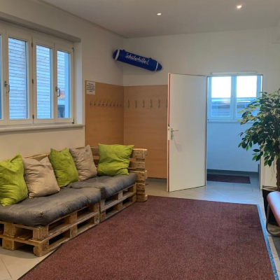 Foto des Vorraumes in der Schülerhilfe Neumarkt am Wallersee