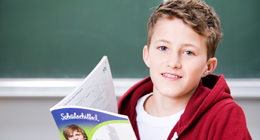 Schülerhilfe - Bilder SH allgemein - Schueler mit Heft 260x140