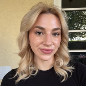 Nina Fast